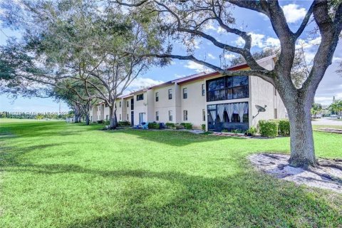 Copropriété à vendre à North Lauderdale, Floride: 3 chambres, 93.83 m2 № 1309310 - photo 2