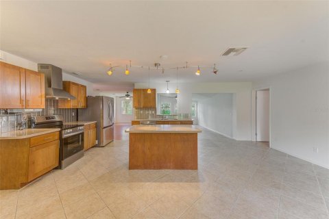 Casa en venta en Land O' Lakes, Florida, 3 dormitorios, 167.22 m2 № 1334089 - foto 3