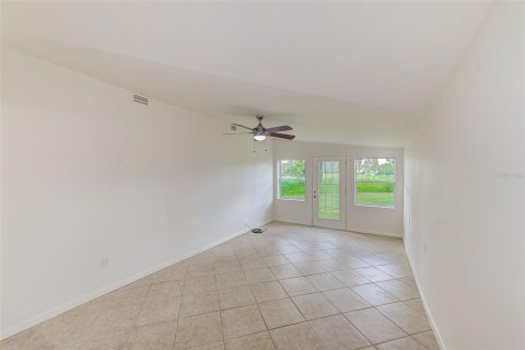 Casa en venta en Land O' Lakes, Florida, 3 dormitorios, 167.22 m2 № 1334089 - foto 14