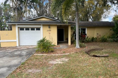 House in Land O' Lakes, Florida 3 bedrooms, 167.22 sq.m. № 1334089 - photo 1