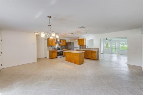 Casa en venta en Land O' Lakes, Florida, 3 dormitorios, 167.22 m2 № 1334089 - foto 28