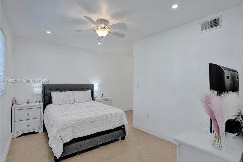 Condo in Boca Raton, Florida, 1 bedroom  № 1117161 - photo 9