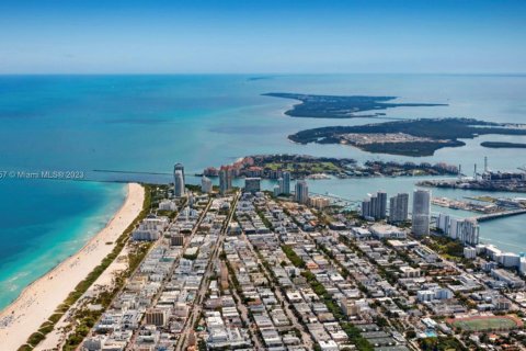 Appartement à vendre à Miami Beach, Floride: 3 chambres, 272 m2 № 386453 - photo 8