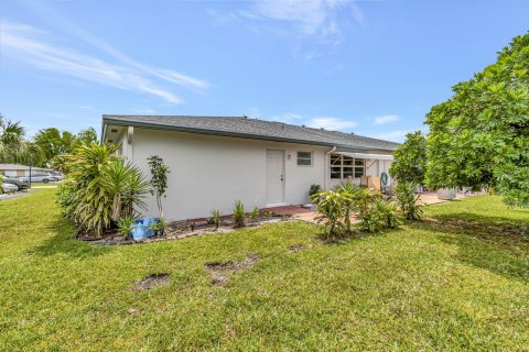 House in Delray Beach, Florida 2 bedrooms, 100.33 sq.m. № 1117944 - photo 5