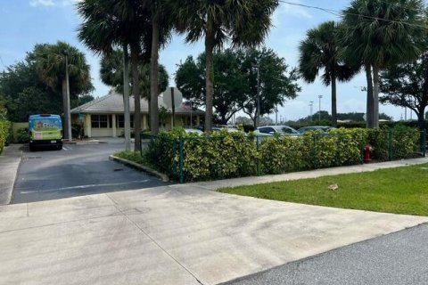 Immobilier commercial à vendre à Boynton Beach, Floride № 1117902 - photo 1