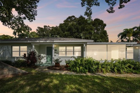 Casa en venta en Saint Petersburg, Florida, 3 dormitorios, 164.34 m2 № 1384738 - foto 4