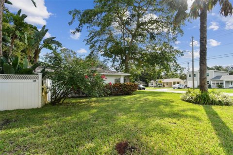 Casa en venta en Saint Petersburg, Florida, 3 dormitorios, 164.34 m2 № 1384738 - foto 11