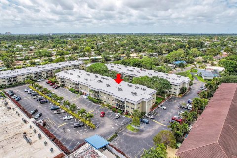 Condo in Wilton Manors, Florida, 2 bedrooms  № 1375778 - photo 4