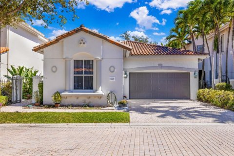 Villa ou maison à vendre à Hollywood, Floride: 3 chambres, 145.02 m2 № 783766 - photo 4