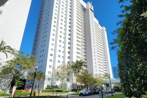 Купить кондоминиум в Норт-Майами, Флорида 2 спальни, 148.92м2, № 1141139 - фото 11