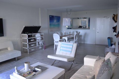 Copropriété à louer à Bal Harbour, Floride: 2 chambres, 98.1 m2 № 27980 - photo 18