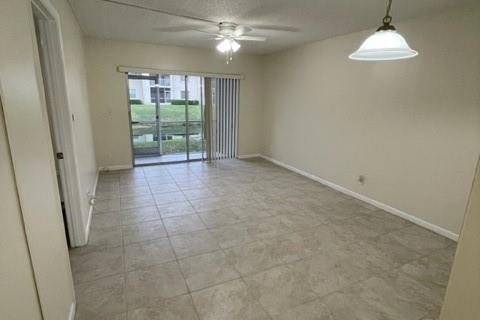 Condominio en venta en Coral Springs, Florida, 1 dormitorio, 57.69 m2 № 1207568 - foto 4