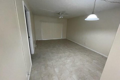 Condominio en venta en Coral Springs, Florida, 1 dormitorio, 57.69 m2 № 1207568 - foto 2