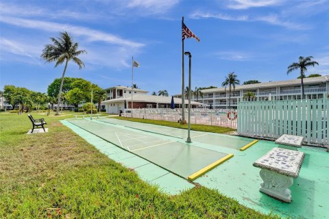 Condo in Fort Lauderdale, Florida, 2 bedrooms  № 1207569 - photo 3