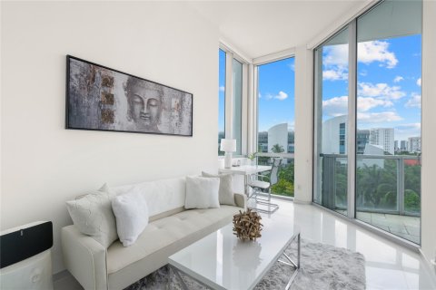 Condominio en venta en Aventura, Florida, 3 dormitorios, 126.53 m2 № 1146121 - foto 24