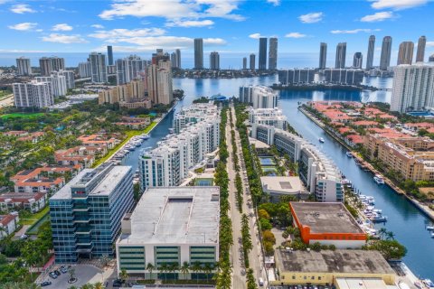 Condo in Aventura, Florida, 3 bedrooms  № 1146121 - photo 2