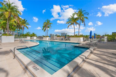 Copropriété à vendre à Aventura, Floride: 3 chambres, 126.53 m2 № 1146121 - photo 12