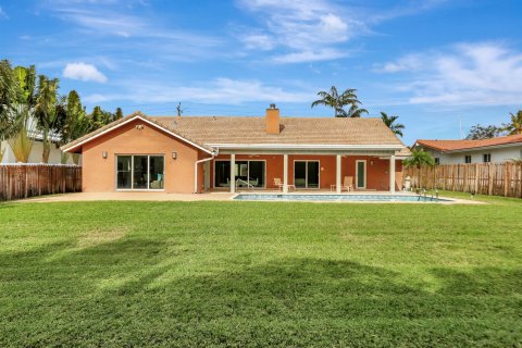 Villa ou maison à vendre à Lauderdale-by-the-Sea, Floride: 3 chambres, 253.53 m2 № 893254 - photo 7