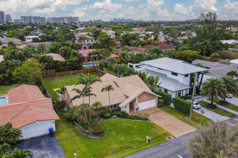 Villa ou maison à vendre à Lauderdale-by-the-Sea, Floride: 3 chambres, 253.53 m2 № 893254 - photo 17