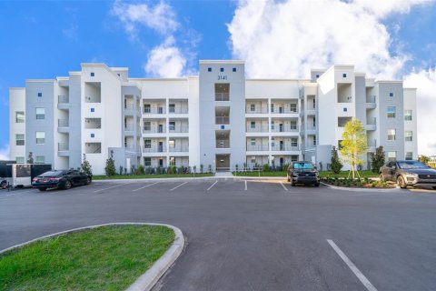 Condominio en venta en Kissimmee, Florida, 2 dormitorios, 111.11 m2 № 1106000 - foto 1