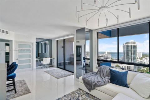 Copropriété à vendre à Miami Beach, Floride: 1 chambre, 73.67 m2 № 818613 - photo 1