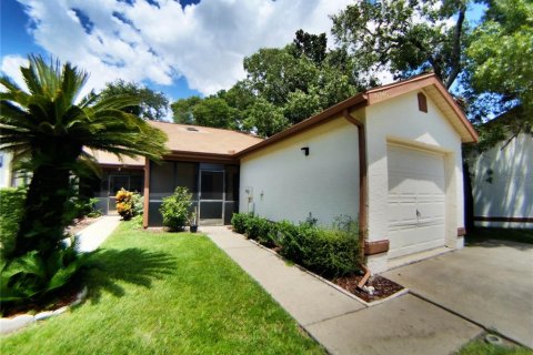 Villa ou maison à louer à Port Richey, Floride: 2 chambres, 89.74 m2 № 1386428 - photo 2