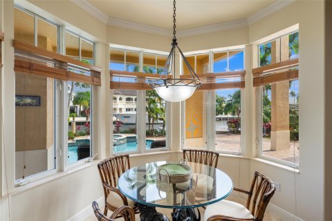 Casa en venta en Fort Lauderdale, Florida, 4 dormitorios, 410.63 m2 № 962333 - foto 16