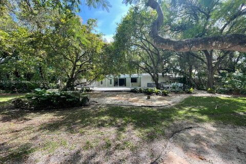 Villa ou maison à vendre à Pinecrest, Floride: 4 chambres, 236.71 m2 № 1138671 - photo 9