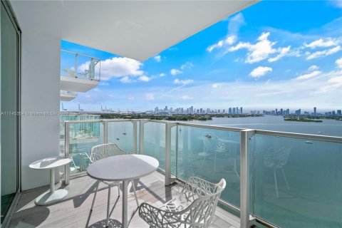 Condominio en venta en Miami Beach, Florida, 1 dormitorio, 64.47 m2 № 26782 - foto 4