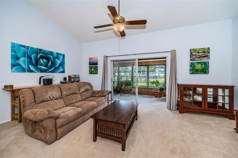 Villa ou maison à vendre à Palm Harbor, Floride: 2 chambres, 121.14 m2 № 1340883 - photo 11