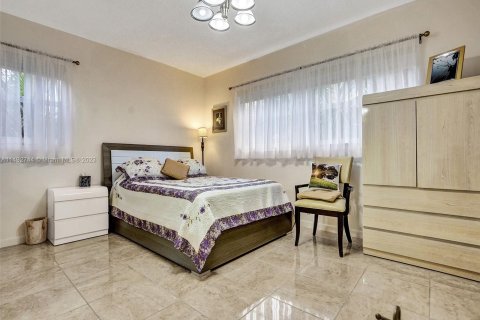 Copropriété à vendre à Lauderdale Lakes, Floride: 2 chambres, 87.7 m2 № 869724 - photo 15