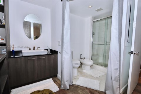 Condominio en venta en Aventura, Florida, 2 dormitorios, 141.21 m2 № 666548 - foto 10