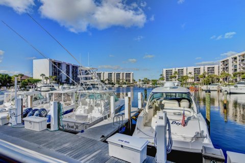 Condo in Boca Raton, Florida, 2 bedrooms  № 1155550 - photo 25