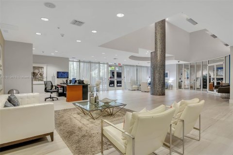 Condominio en venta en Miami, Florida, 1 dormitorio, 62.24 m2 № 1235567 - foto 15