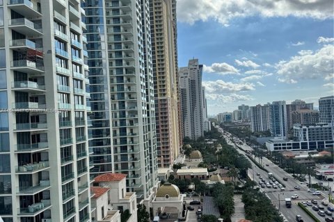 Copropriété à vendre à Sunny Isles Beach, Floride: 51.19 m2 № 1235666 - photo 4