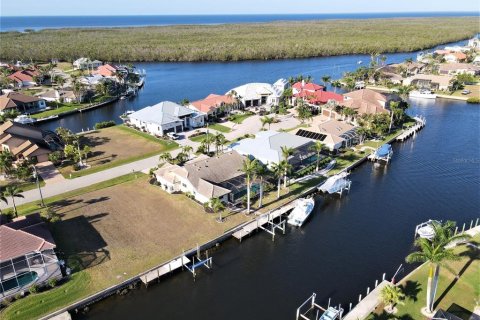 Купить земельный участок в Пунта-Горда, Флорида № 921358 - фото 5