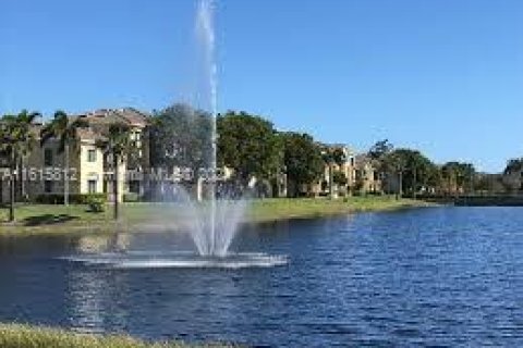 Condominio en venta en Palm Beach Gardens, Florida, 1 dormitorio, 76.09 m2 № 1237423 - foto 28