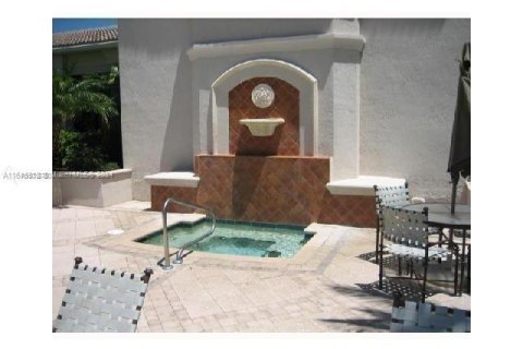 Condominio en venta en Palm Beach Gardens, Florida, 1 dormitorio, 76.09 m2 № 1237423 - foto 16