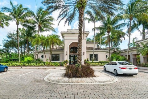 Condominio en venta en Palm Beach Gardens, Florida, 1 dormitorio, 76.09 m2 № 1237423 - foto 15
