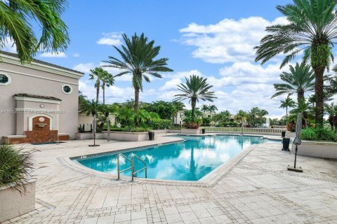 Condominio en venta en Palm Beach Gardens, Florida, 1 dormitorio, 76.09 m2 № 1237423 - foto 20