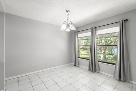 Copropriété à vendre à Tampa, Floride: 2 chambres, 123 m2 № 1134287 - photo 9