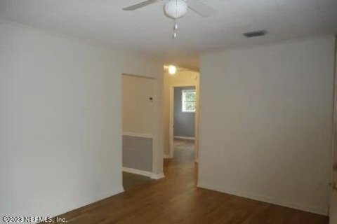 House in Jacksonville, Florida 3 bedrooms, 93.65 sq.m. № 887220 - photo 2