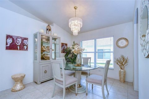 Villa ou maison à vendre à Tampa, Floride: 4 chambres, 190.26 m2 № 1336158 - photo 10