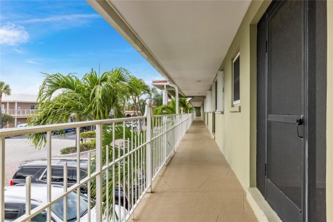 Copropriété à vendre à Boca Raton, Floride: 2 chambres, 103.86 m2 № 1220890 - photo 22