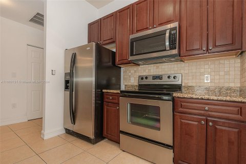 Condo in Aventura, Florida, 1 bedroom  № 1220806 - photo 12