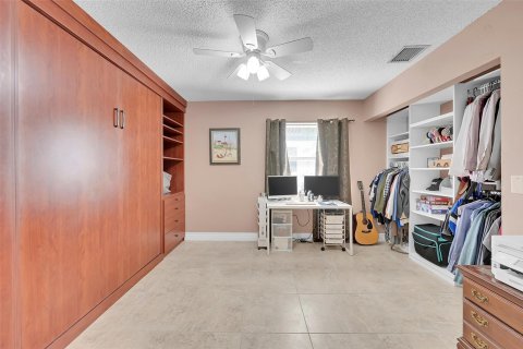 Villa ou maison à vendre à Coral Springs, Floride: 4 chambres, 206.06 m2 № 1189695 - photo 18