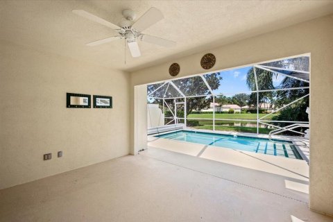 House in Palm Beach Gardens, Florida 2 bedrooms, 140.56 sq.m. № 972976 - photo 19
