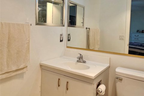 Condo in Deerfield Beach, Florida, 1 bedroom  № 972974 - photo 27