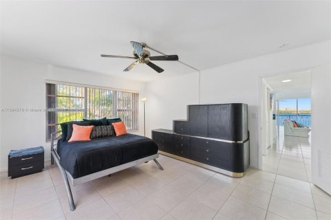 Copropriété à vendre à Miami, Floride: 2 chambres № 1170693 - photo 18