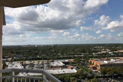 Condo in Aventura, Florida, 1 bedroom  № 1380269 - photo 18